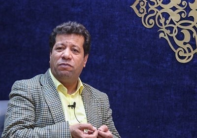 &laquo;سرودن یک شعر ناب و فاخر&raquo; بهترین انتقام از خون شهید سلیمانی است