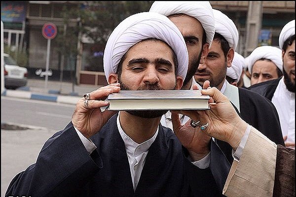 ۳۰ طلبه به شهرستان سربیشه اعزام شدند/ برگزاری برنامه های امام محور در مساجد ۳۰ طلبه به شهرستان سربیشه اعزام شدند/ برگزاری برنامه های امام محور در مساجد