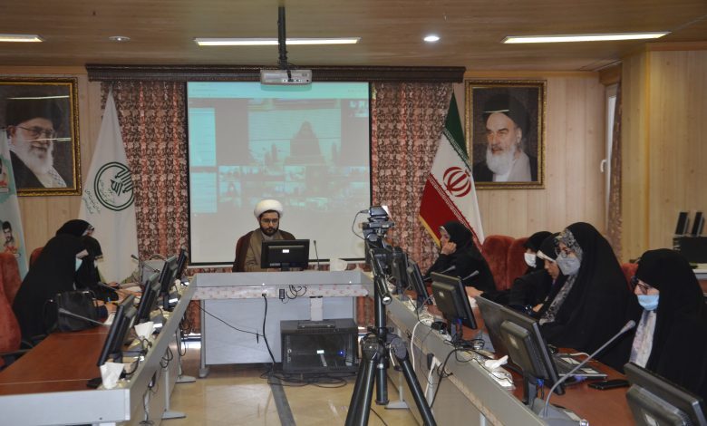 چهارمین نشست سراسری هیئت اندیشه ورز بانوان قرآنی در زنجان چهارمین نشست سراسری هیئت اندیشه ورز بانوان قرآنی در زنجان