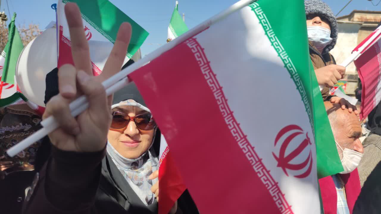 حضور با شکوه مردم استان فارس در جشن 44 سالگی انقلاب حضور با شکوه مردم استان فارس در جشن 44 سالگی انقلاب