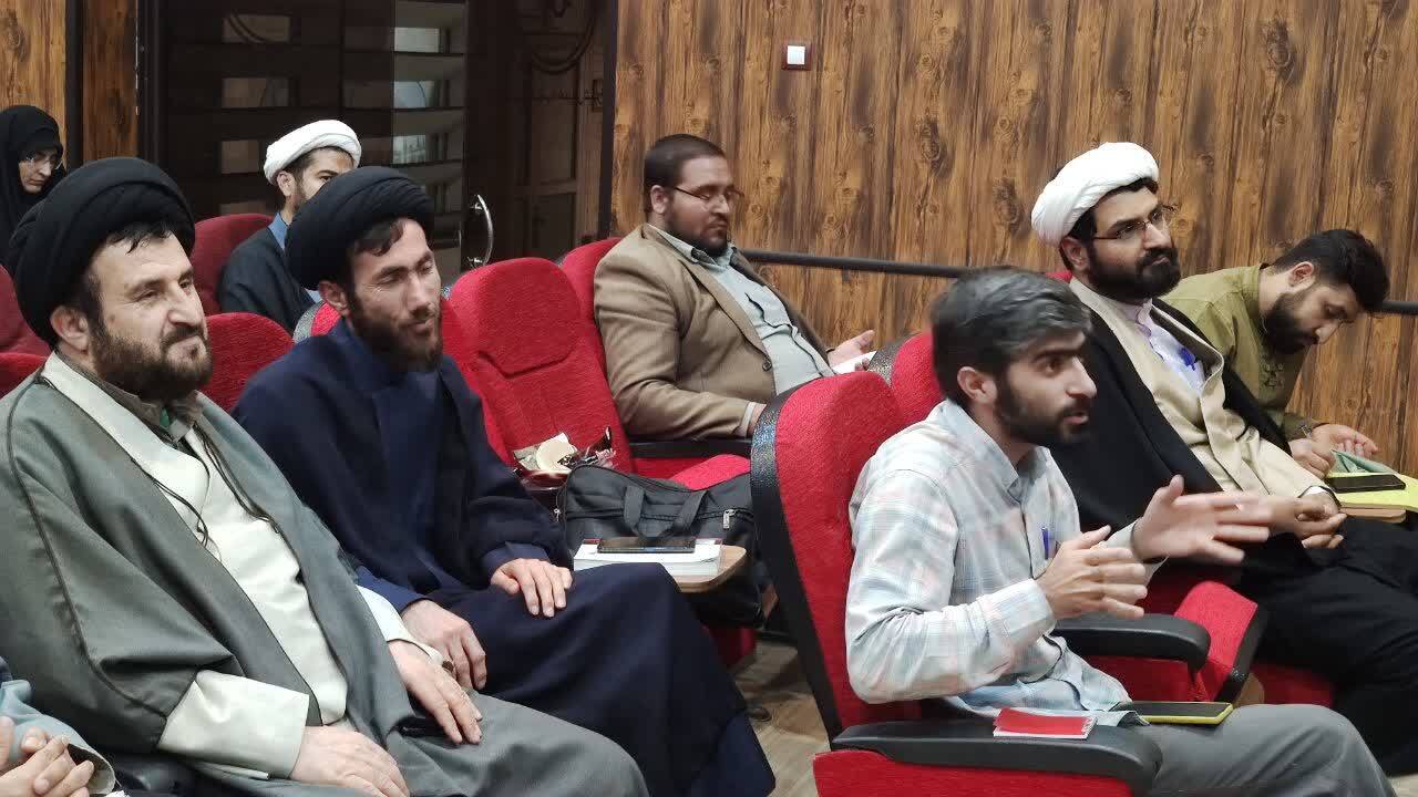 برگزاری دوره بررسی دستاوردهای حکومت پهلوی برگزاری دوره بررسی دستاوردهای حکومت پهلوی