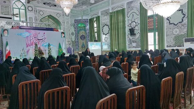 ۲۰۰ بانوی حافظ قرآن کریم در شهرستان گرگان تجلیل شدند ۲۰۰ بانوی حافظ قرآن کریم در شهرستان گرگان تجلیل شدند