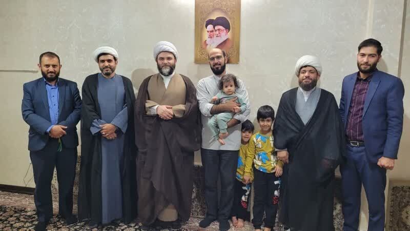 عیادت حجتالاسلام قمی از روحانی مضروب حادثه مرزداران عیادت حجتالاسلام قمی از روحانی مضروب حادثه مرزداران