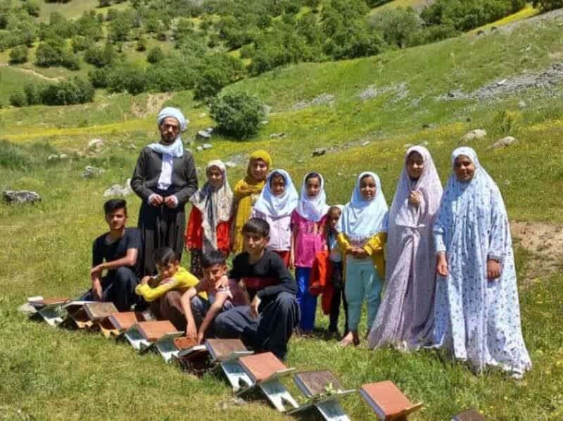 اردوهای قرآنی ابتکار ماموستای روستای تازهآباد برای مانوس شدن نوجوانان با قرآن اردوهای قرآنی ابتکار ماموستای روستای تازهآباد برای مانوس شدن نوجوانان با قرآن