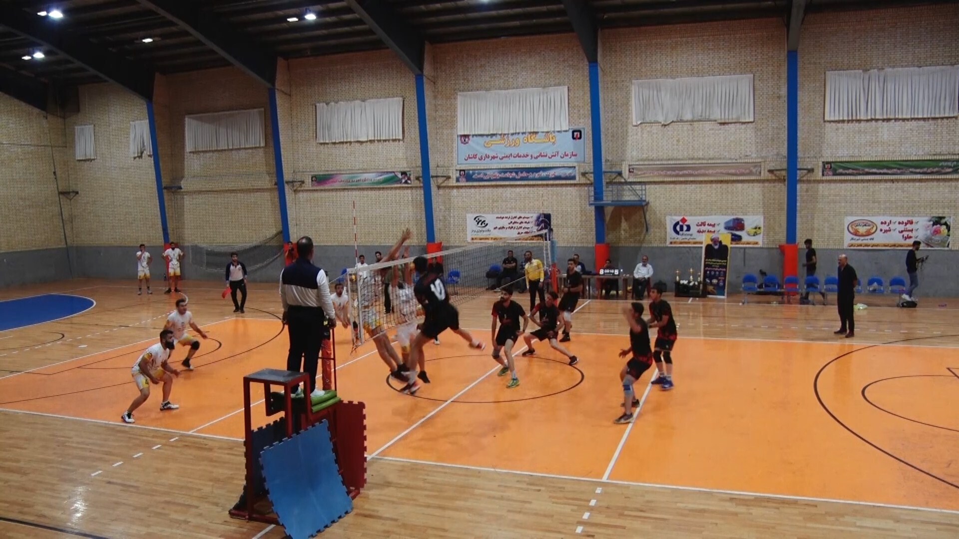 مسابقات والیبال هیئتهای مذهبی شهرستان کاشان پایان یافت مسابقات والیبال هیئتهای مذهبی شهرستان کاشان پایان یافت