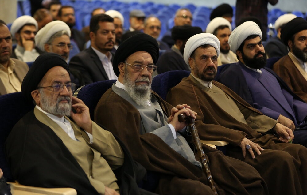 جهاد تبیین از محوری ترین فعالیت های شورای هماهنگی تبلیغات اسلامی است جهاد تبیین از محوری ترین فعالیت های شورای هماهنگی تبلیغات اسلامی است