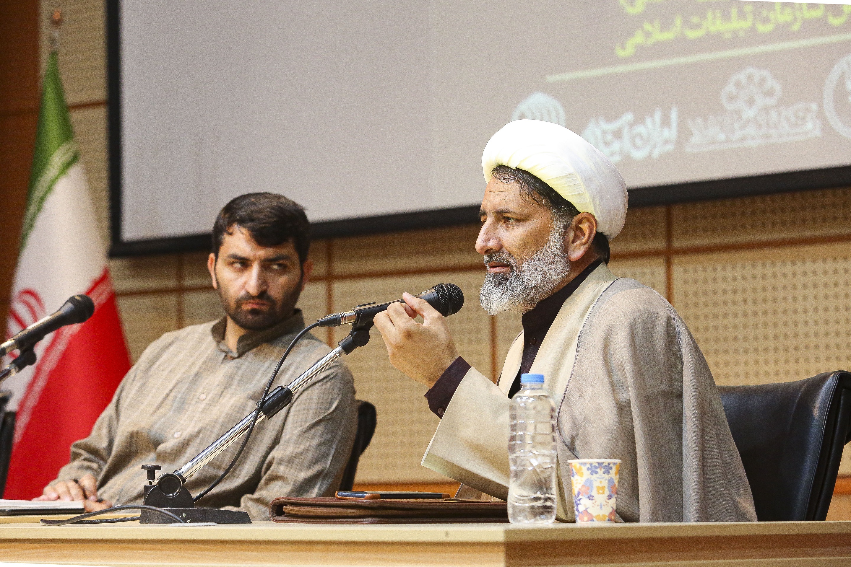 تأملی بر حماسه شگفتانگیز فلسطین تأملی بر حماسه شگفتانگیز فلسطین