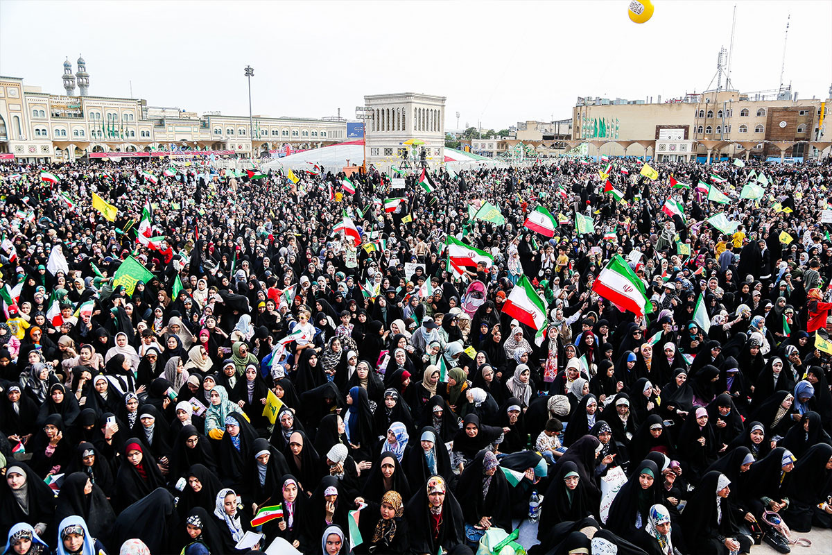 “如星星一般” 活动：伊朗最大的女生庆典