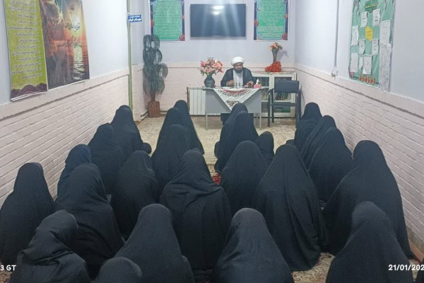 تبیین روایت مقاومت و پیشرفت برای ۸ گروه مخاطب در شهرستان فردوس