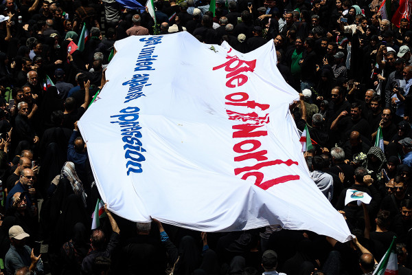 تشییع پیکر ۶۰ شهید اقتدار در تهران