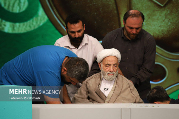 اختتامیه پویش ملی «زندگی با آیه ها»