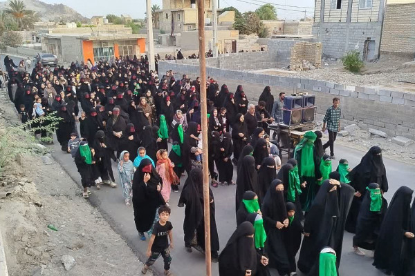 مراسم نمادین ورود کاروان کربلا در بندر کوهستک