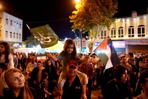 阿赫迈德教民在萨南达季的盛大聚会