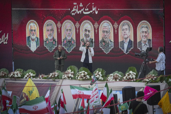 Kilometer-long Ghadir March