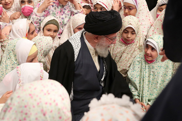 "חגיגת המלאכיות" בנוכחות המנהיג העליון