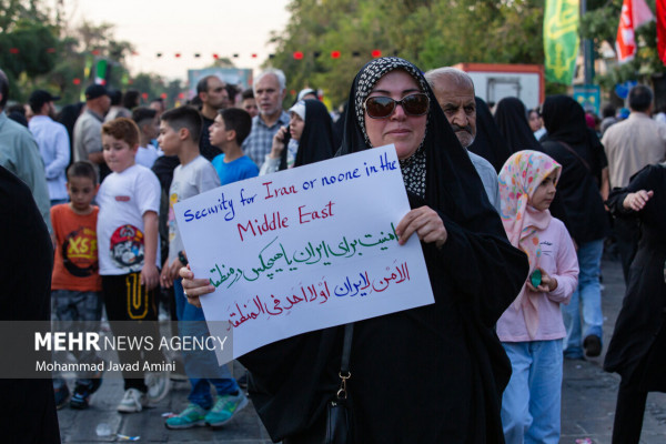 Километровый марш Гадира в провинциях