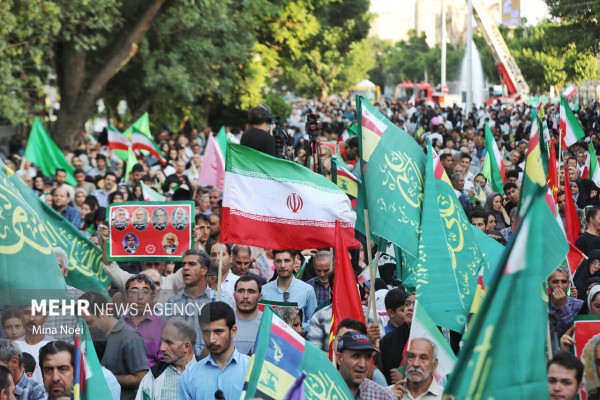 صوبوں میں غدیر کا کلومیٹروں لمبا جلوس