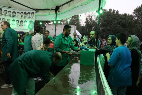 میهمانی ۱۰ هزار نفری «امت احمد» در شهرکرد