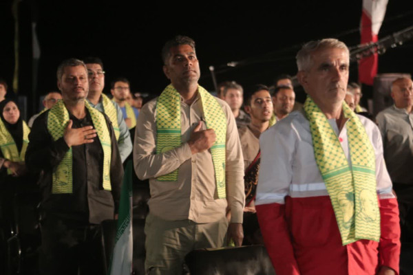 اجتماع نصر با حضور یاران صمود و خانواده شهدای لبنانی در ناو شهید رودکی