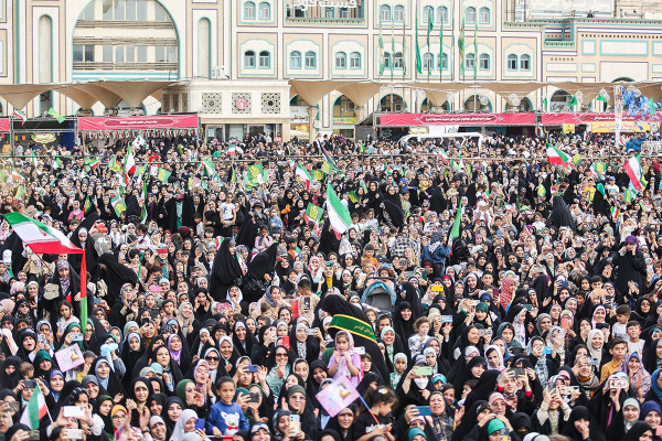 حملة «مثل النجمة»؛ أكبر احتفال للفتيات في إيران