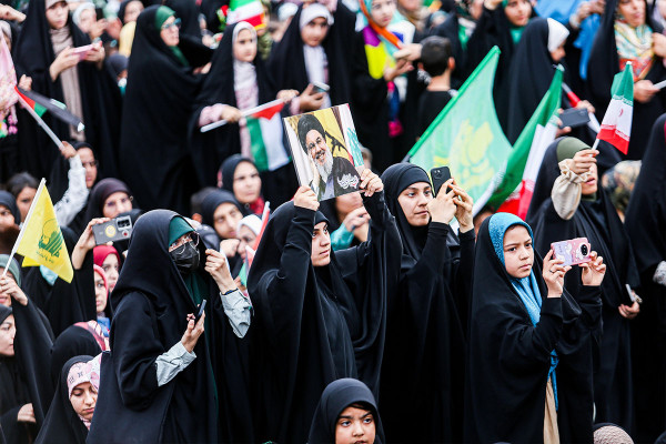 קמפיין "כמו כוכב"; החגיגה הגדולה ביותר לבנות באיראן