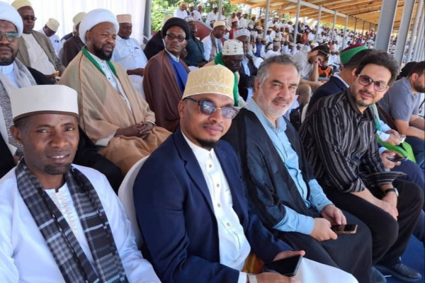 Телепрограмма «Махфел»: Коранские праздники в Иране и мире