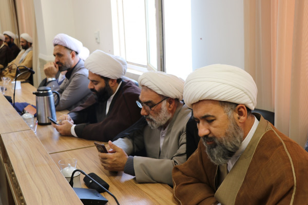 نشست هم‌اندیشی چهره‌های تبلیغی استان خراسان شمالی با حضور حجت‌الاسلام والمسلمین میرزا محمدی