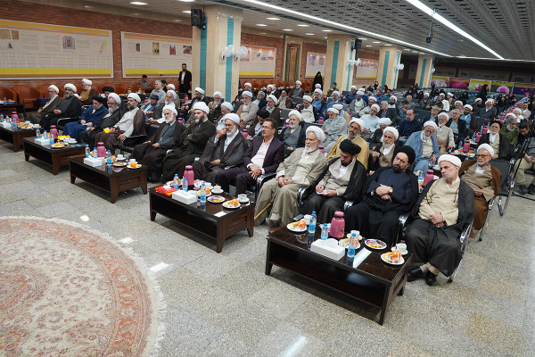 دومین نشست مدیران و خانواده‌های شهدا و ایثارگران سازمان تبلیغات اسلامی