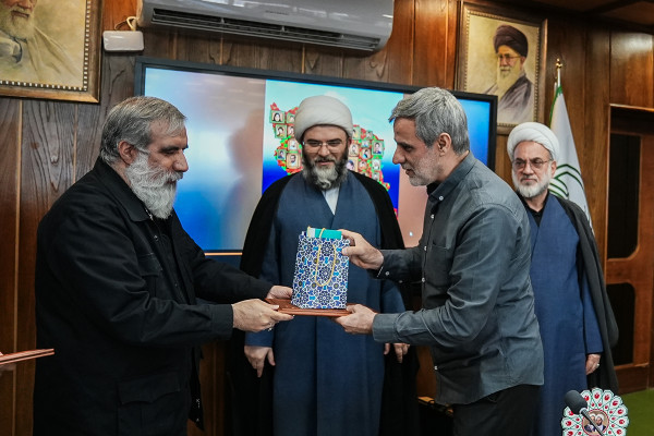 تقدیر از عوامل یادواره شهدای همکار سازمان تبلیغات اسلامی