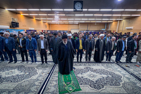 دیدار جامعه قرآنی استان با آیت الله محمدرضا ناصری، امام جمعه و نماینده ولی فقیه در استان