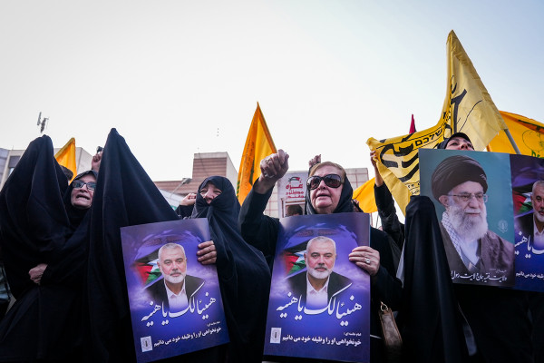 10مرداد | تجمع مردم تهران در پی ترور اسماعیل هنیه