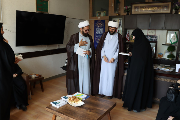 تجلیل از بانوان فعال فرهنگی برگزار شد