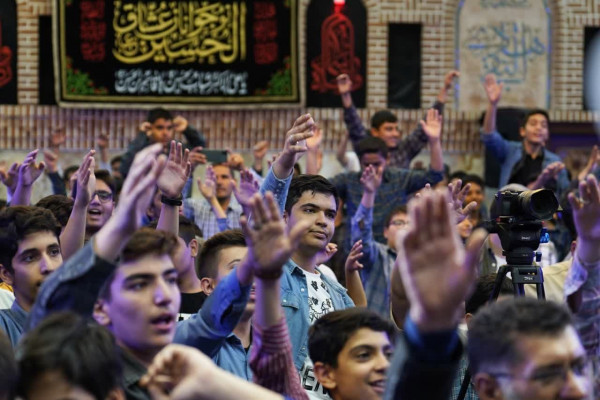 شاگرد کلاس حسینم