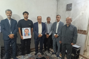 دیدار جامعه قرآنی استان بوشهر با خانواده شهید محمد رضا کرمی